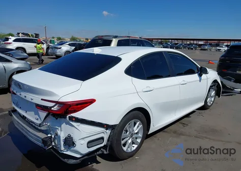 2025 Toyota Camry Le z USA, uszkodzony, nr VIN 4T1DAACK6SU569122